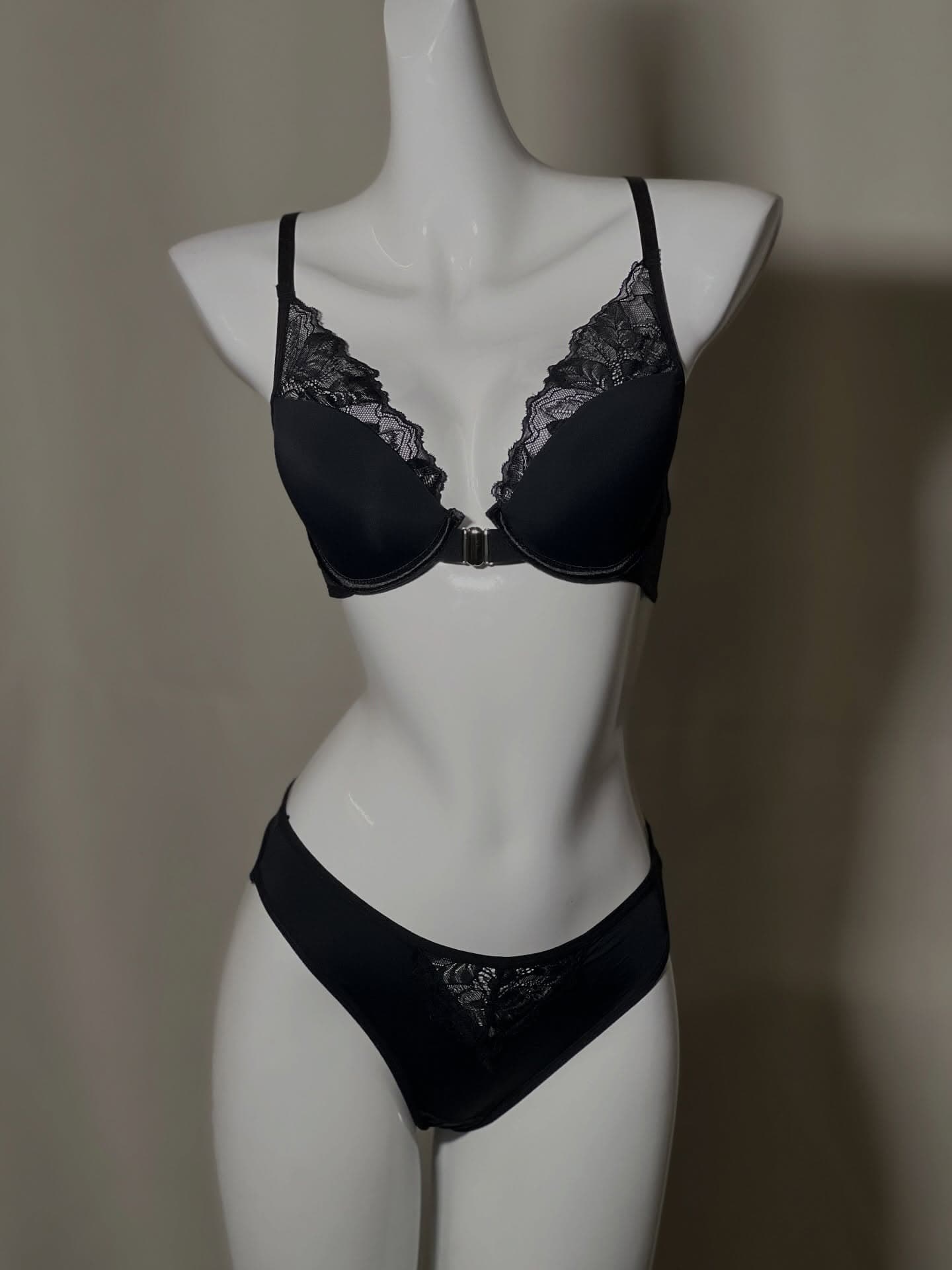 Black Lace Bra and Panty Set