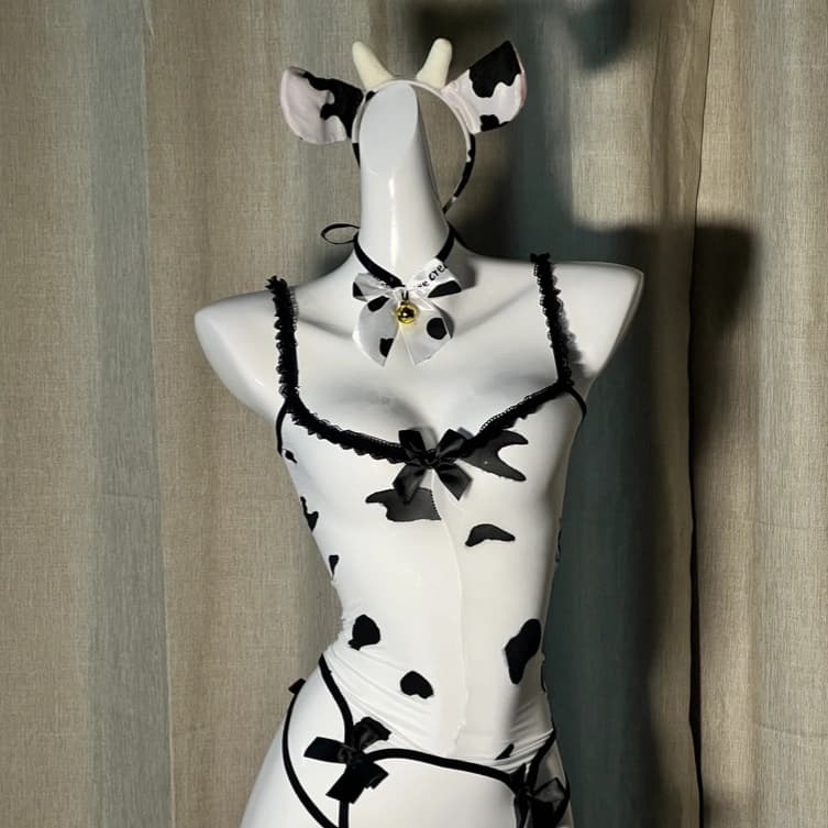 MooMelt Lingerie Set - Preview Angle 2