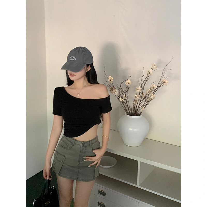 Off-Shoulder Fitted Tee