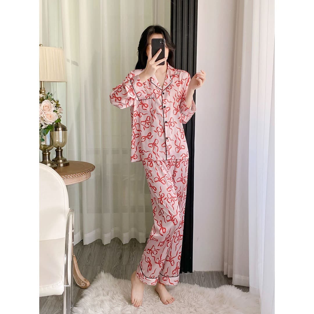 RibbonDream Satin Pajama Set - Preview Angle 2