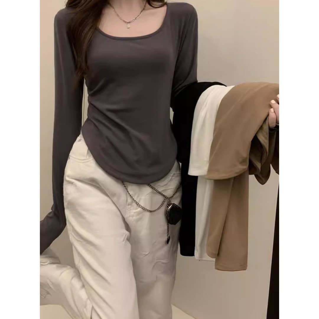 Basic Scoop Neck Long Sleeve Tee