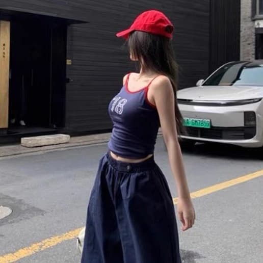 Sporty Crop Tank - Preview Angle 2